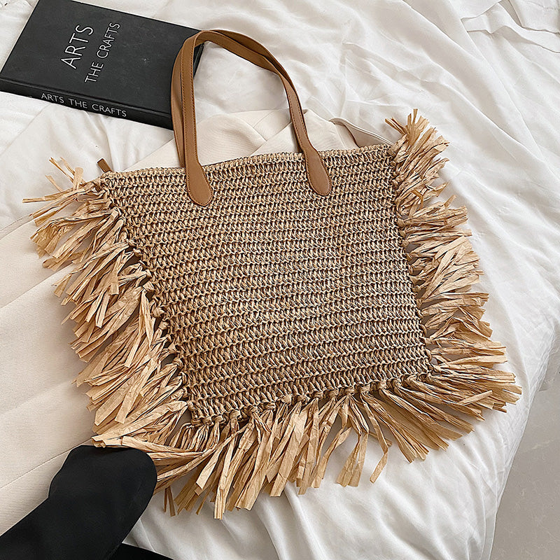 Wicker Rattan High Capacity Tassel Designer Big Straw Side Bags For Women 2022 Trendy Summer Fashion Shoulder Bag Beach Handbags